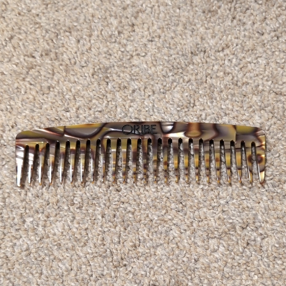 Oribe Tortoise Shell Hair Comb